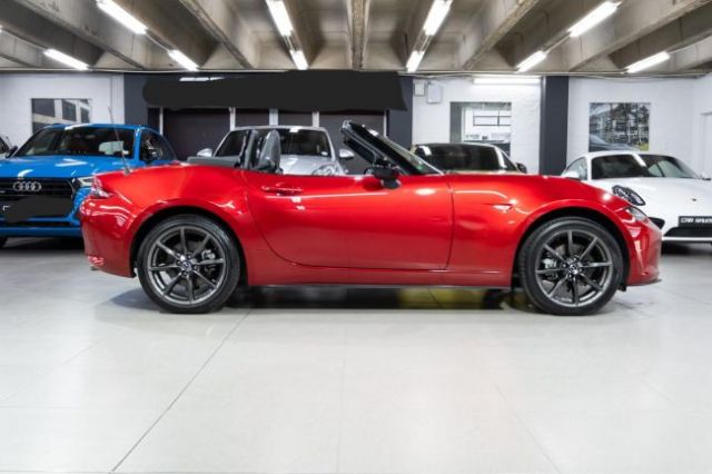 2016 - Mazda MX5 ND (Barry Scott)